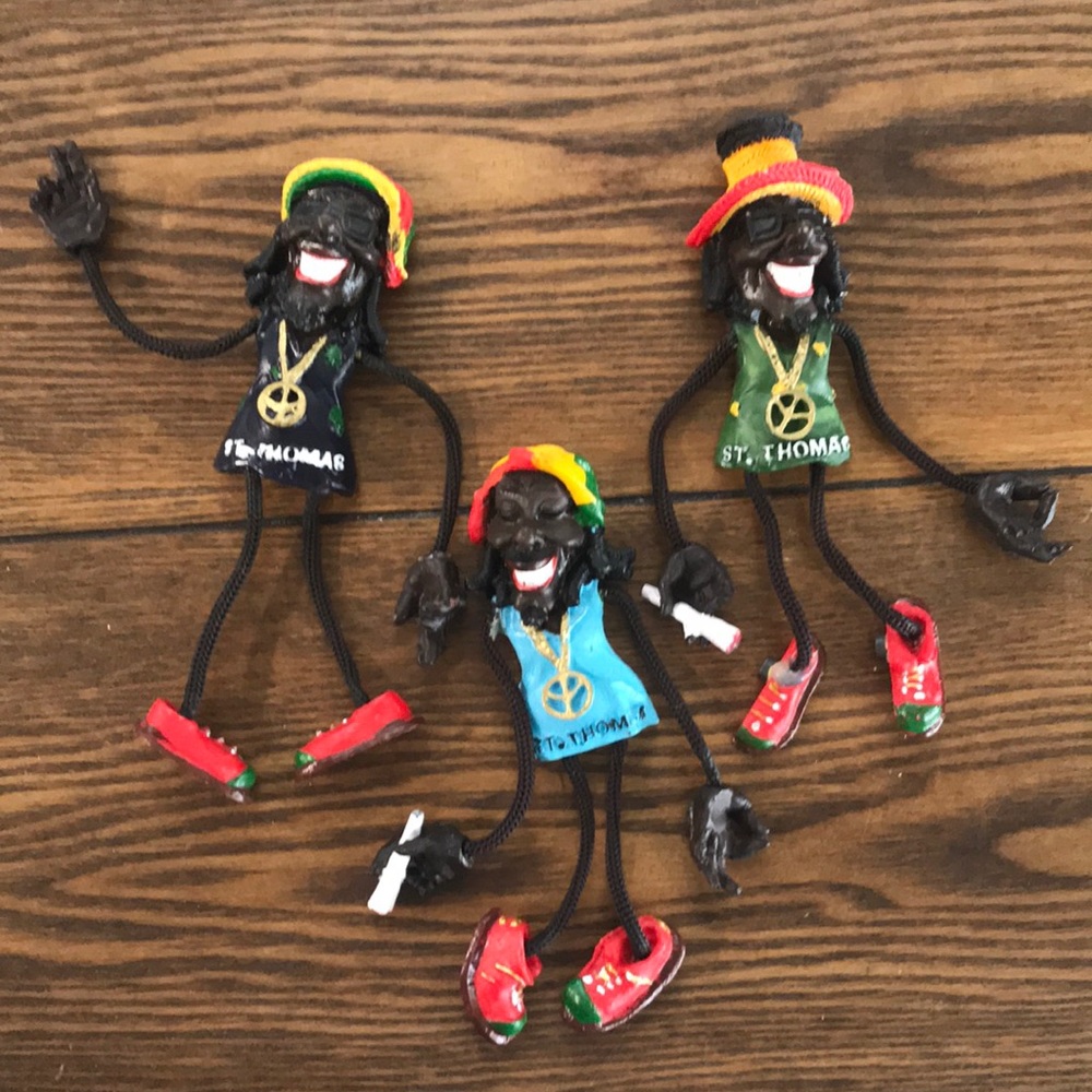ST Thomas magnets set 3 posable figures. Peace reggae